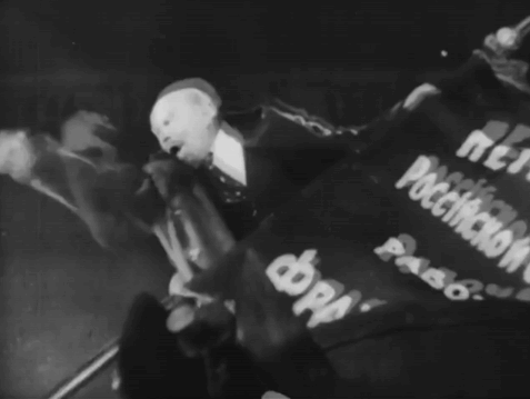 Lenin dando un furibundo discurso