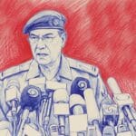 Dibujo en tinta azul y fondo rojo de Mohamed Said al-Sahaf con uniforme militar y boina frente a varios micrófonos de prensa.