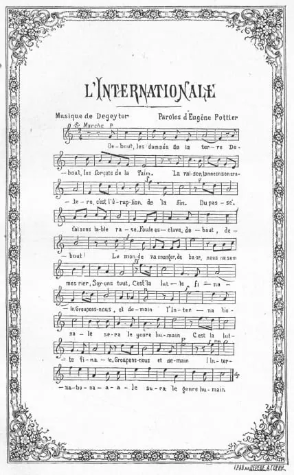 Partitura en francés de La Internacional con notas musicales y marco ornamental botánico, de Degeyter y Eugène Pottier.